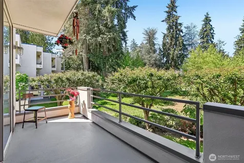 17001 Inglewood Road NE Kenmore WA 98028