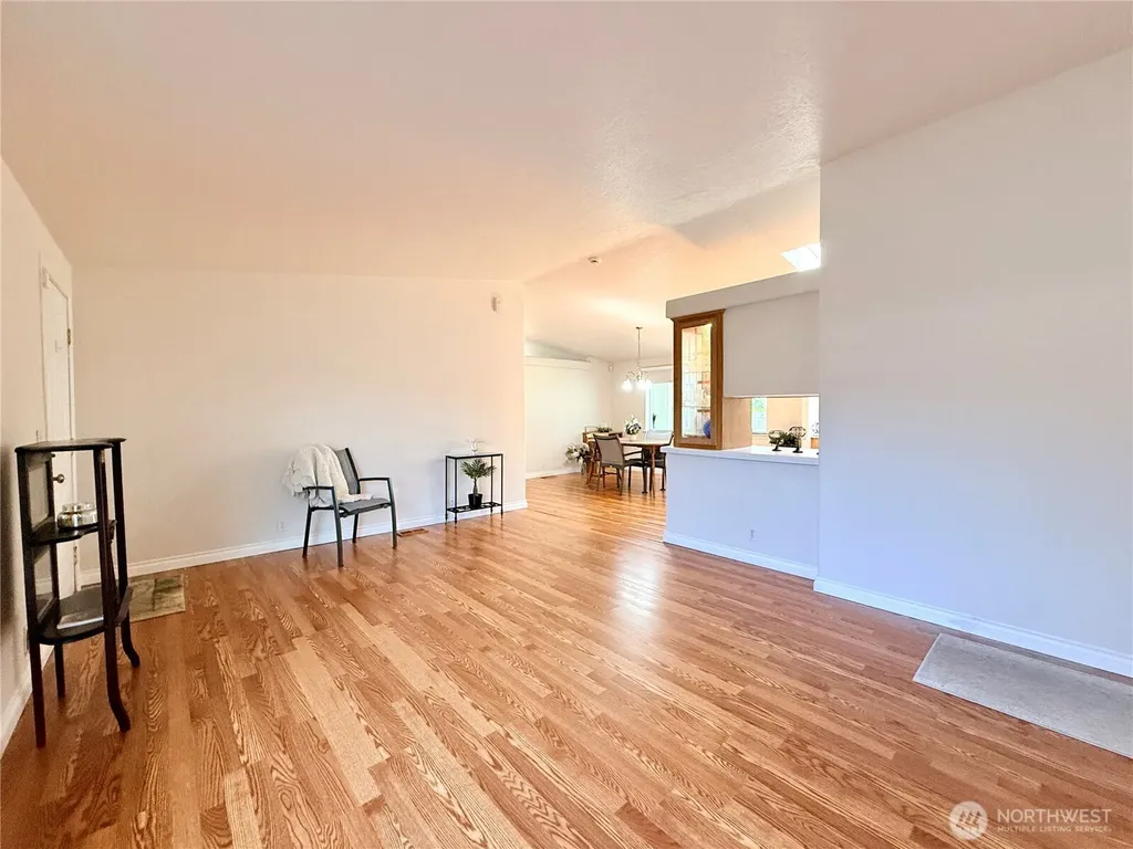 2514 Alonda Lane NE Olympia WA 98516