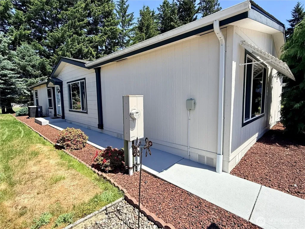 2514 Alonda Lane NE Olympia WA 98516