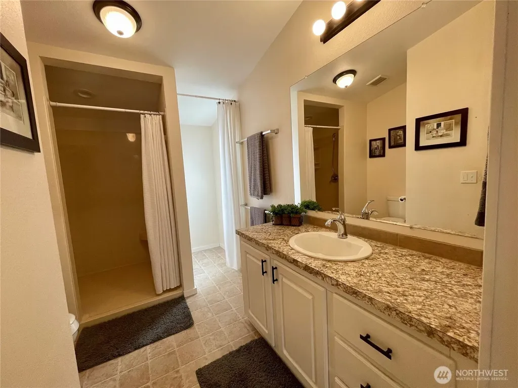 2512 Alonda Lane NE Olympia WA 98516