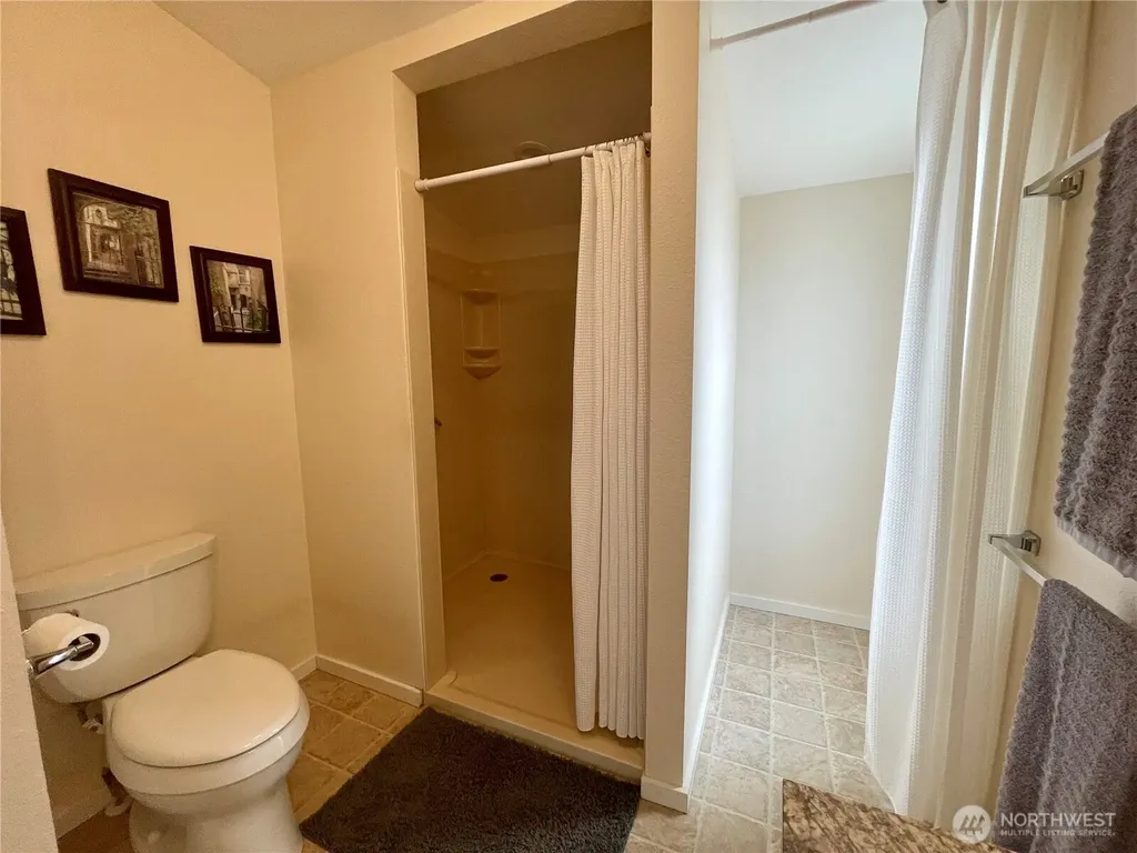 2512 Alonda Lane NE Olympia WA 98516