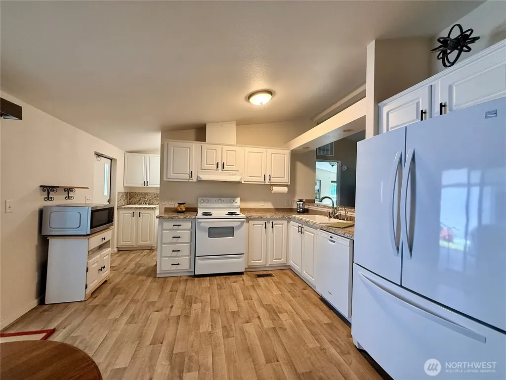 2512 Alonda Lane NE Olympia WA 98516