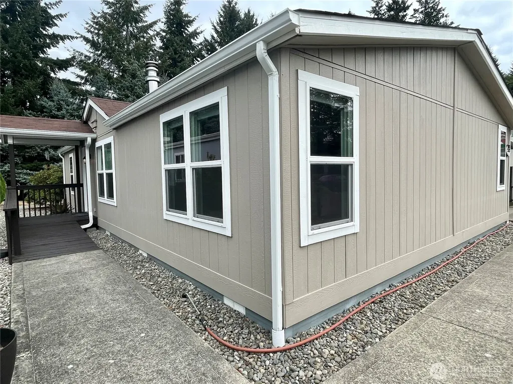 2512 Alonda Lane NE Olympia WA 98516