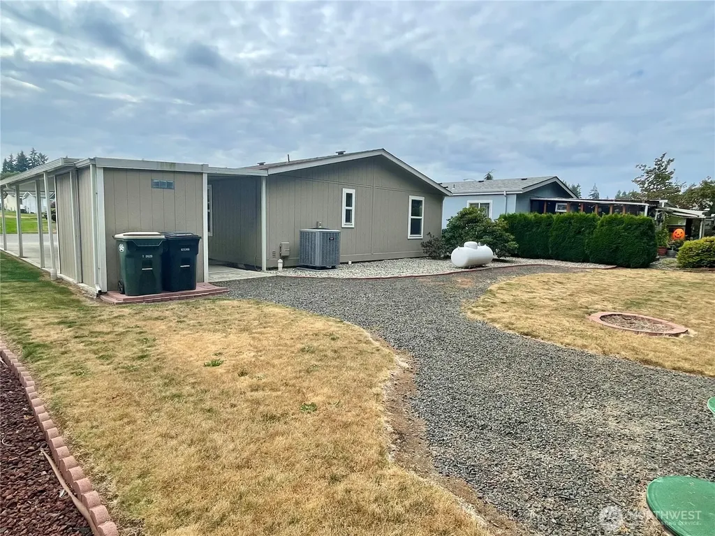 2512 Alonda Lane NE Olympia WA 98516