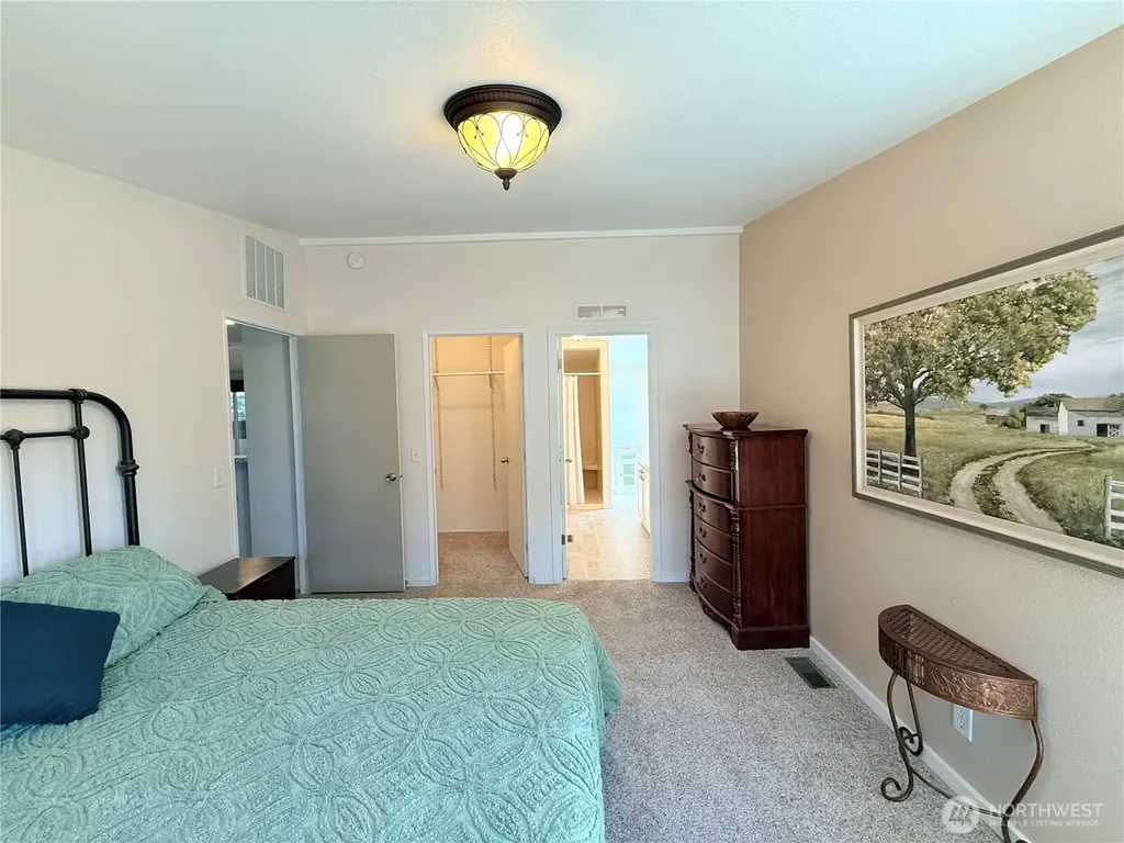 2512 Alonda Lane NE Olympia WA 98516