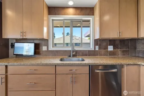 12103 Hilynn Drive Burlington WA 98233