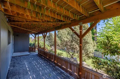 12103 Hilynn Drive Burlington WA 98233