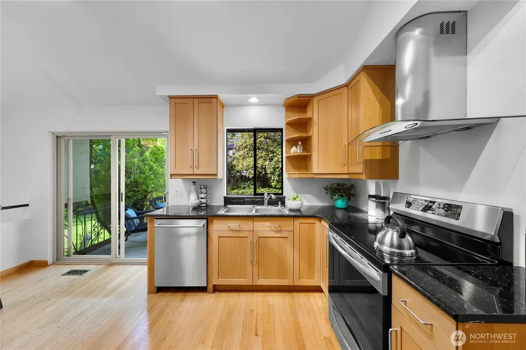 13800 SE 21st Street Bellevue WA 98005