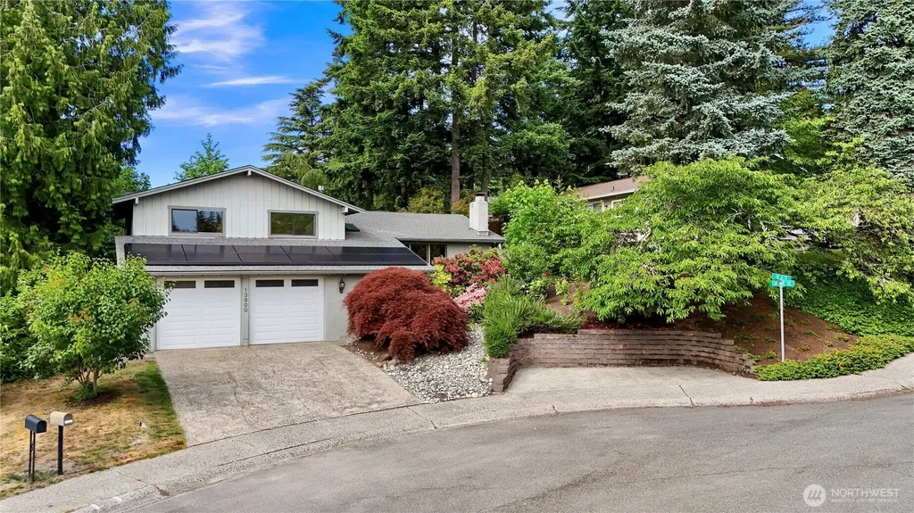 13800 SE 21st Street Bellevue WA 98005