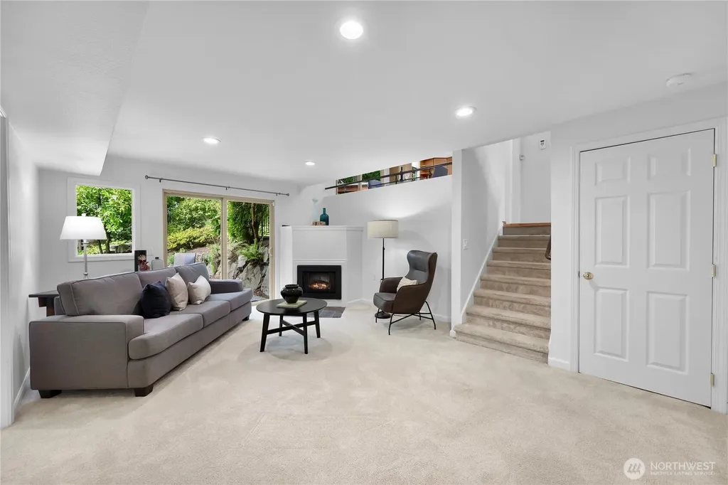 13800 SE 21st Street Bellevue WA 98005