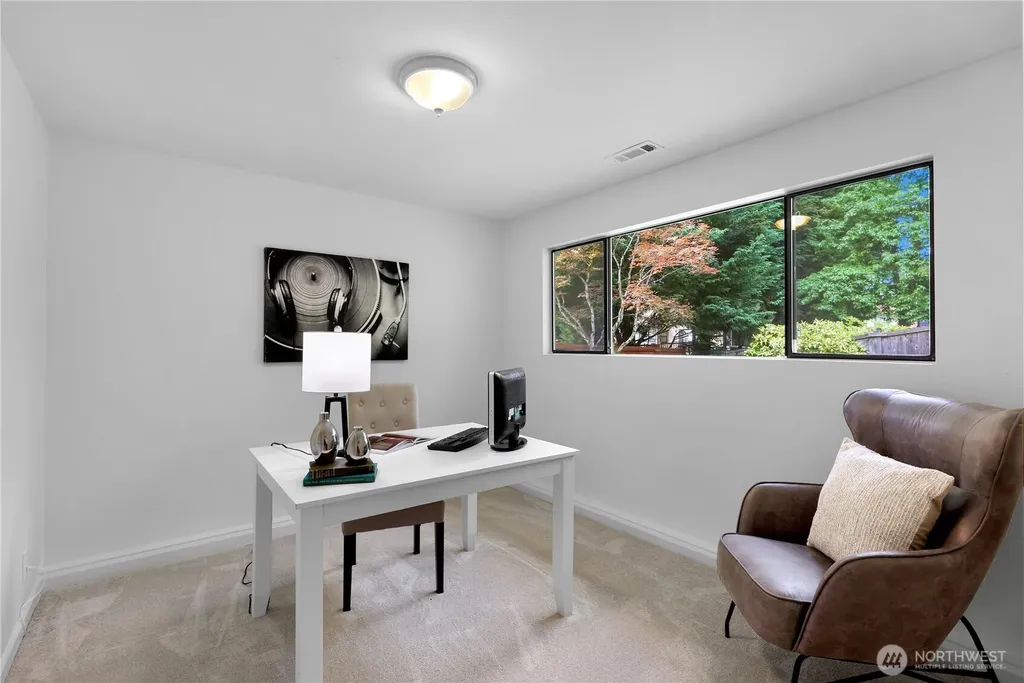 13800 SE 21st Street Bellevue WA 98005