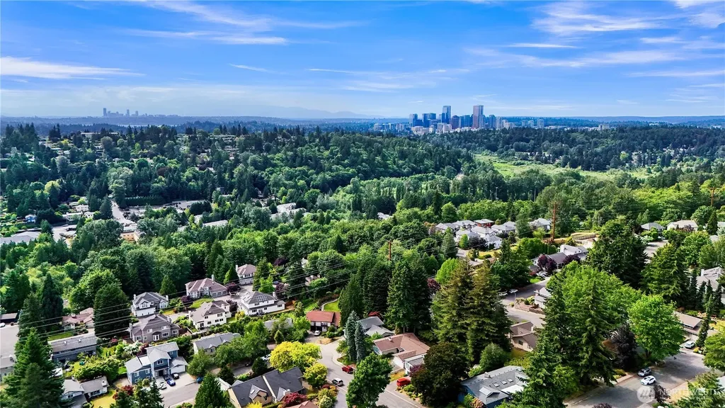 13800 SE 21st Street Bellevue WA 98005