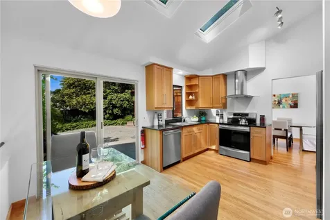 13800 SE 21st Street Bellevue WA 98005