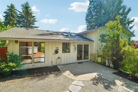 13800 SE 21st Street Bellevue WA 98005