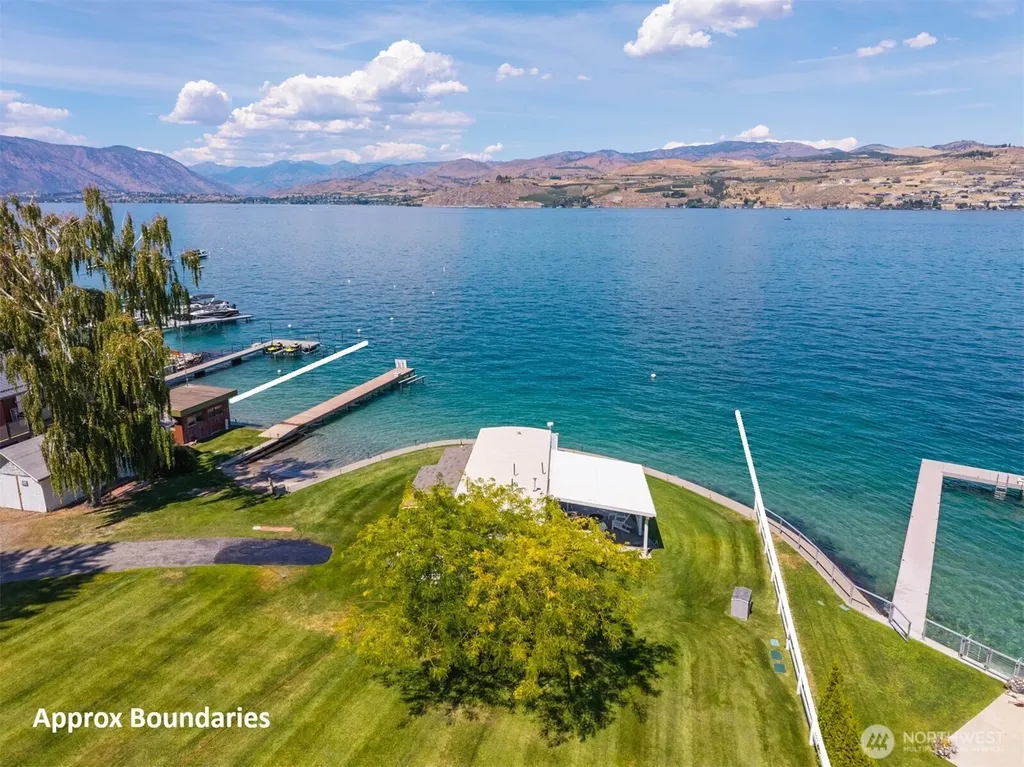 43 Gold Coast Lane Chelan WA 98816