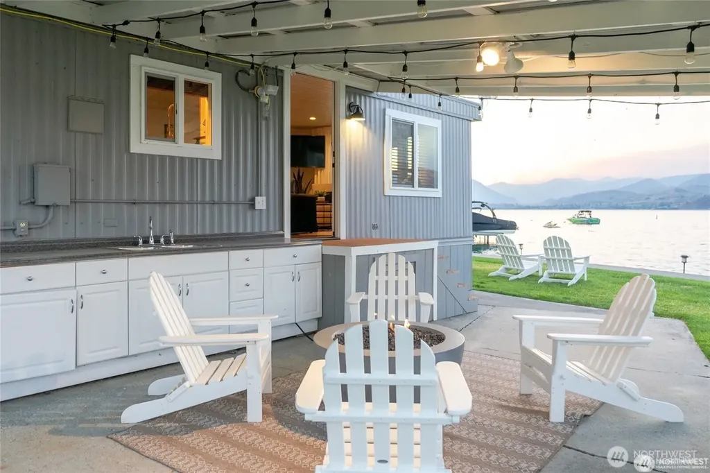 43 Gold Coast Lane Chelan WA 98816