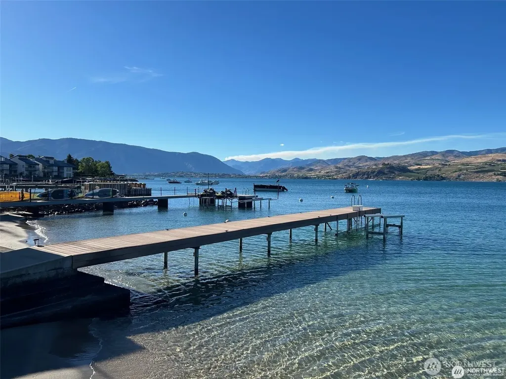 43 Gold Coast Lane Chelan WA 98816