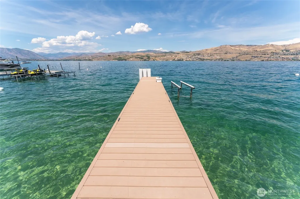 43 Gold Coast Lane Chelan WA 98816