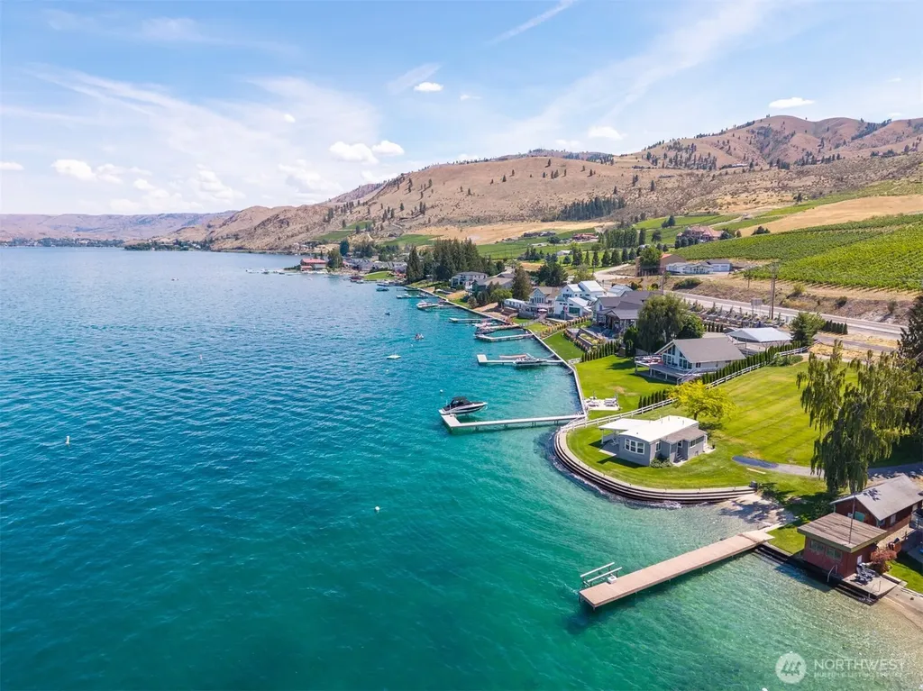 43 Gold Coast Lane Chelan WA 98816