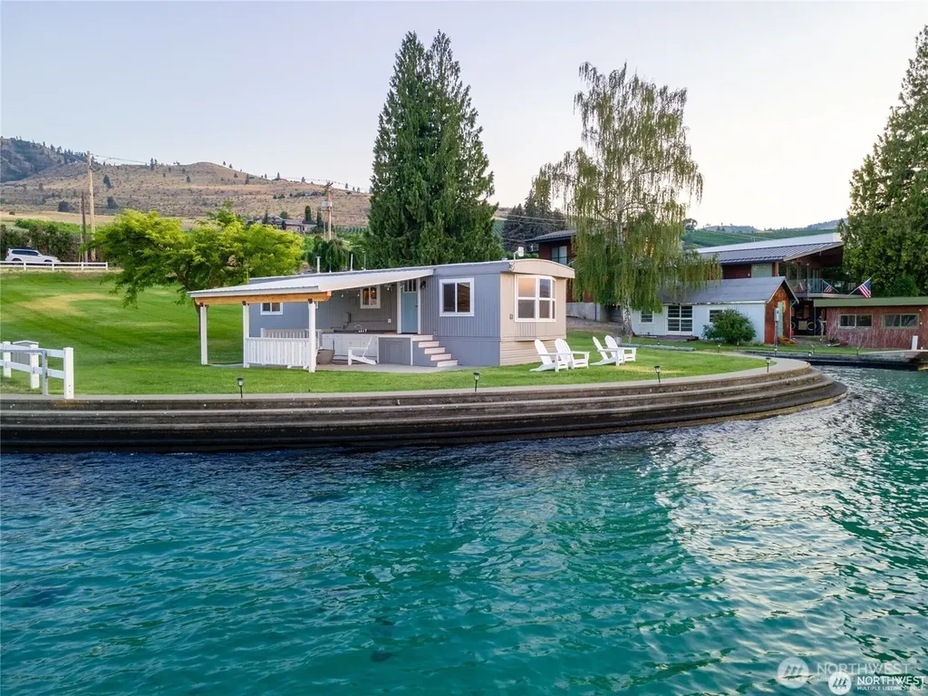 43 Gold Coast Lane Chelan WA 98816