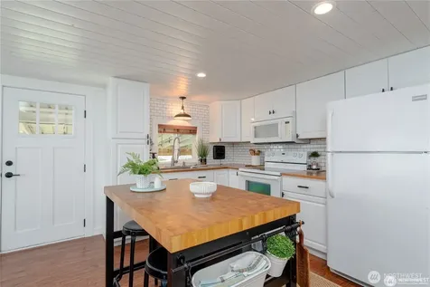 43 Gold Coast Lane Chelan WA 98816