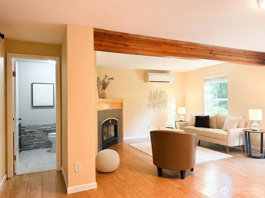 8610 Long Lake Road SE Port Orchard WA 98367