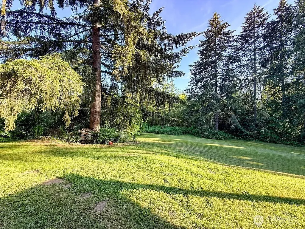 8610 Long Lake Road SE Port Orchard WA 98367