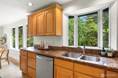 6164 NE 192nd Street Kenmore WA 98028
