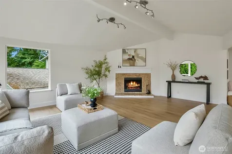 6164 NE 192nd Street Kenmore WA 98028