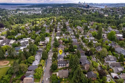 6533 20th Avenue NE Seattle WA 98115