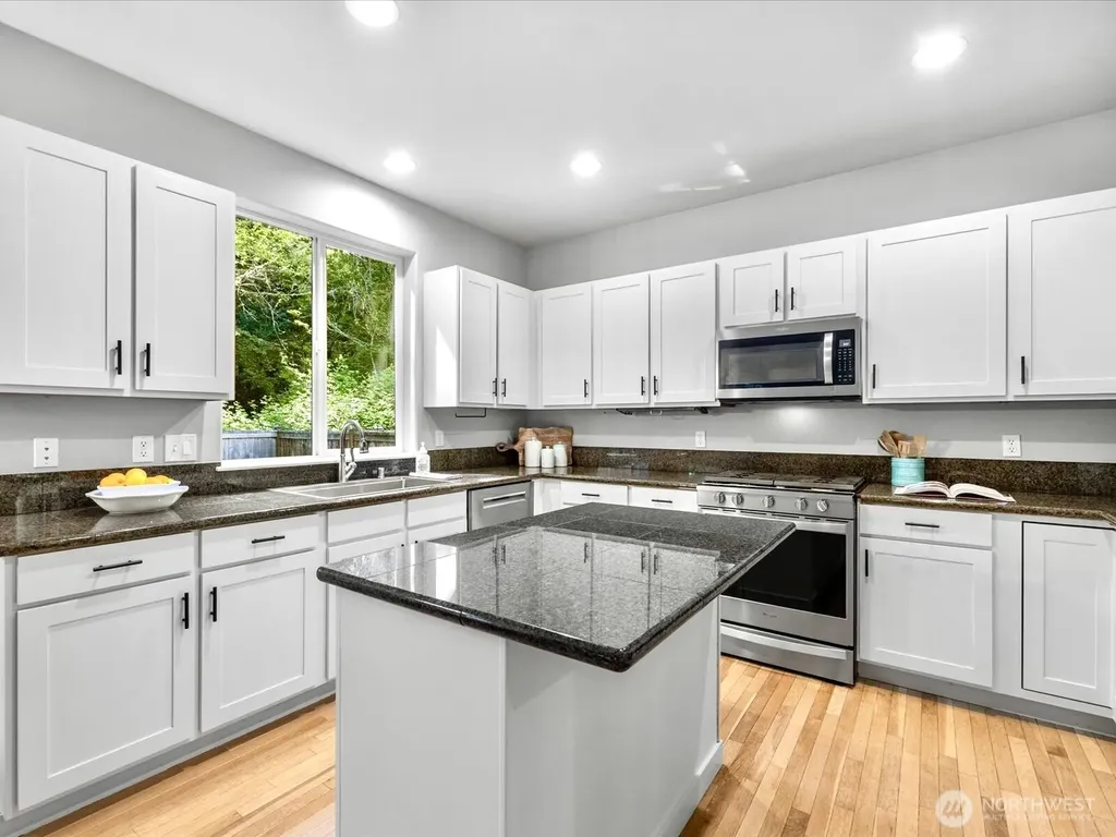 15305 276th Place NE Duvall WA 98019