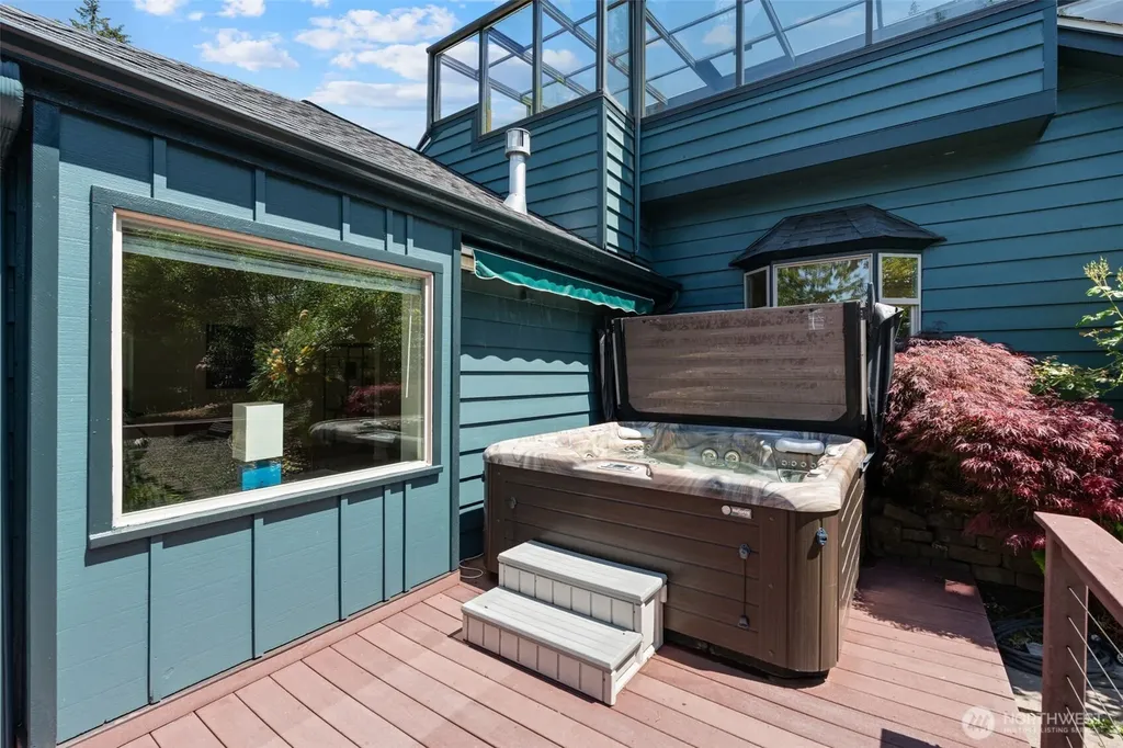 200 N Cove Road Shelton WA 98584