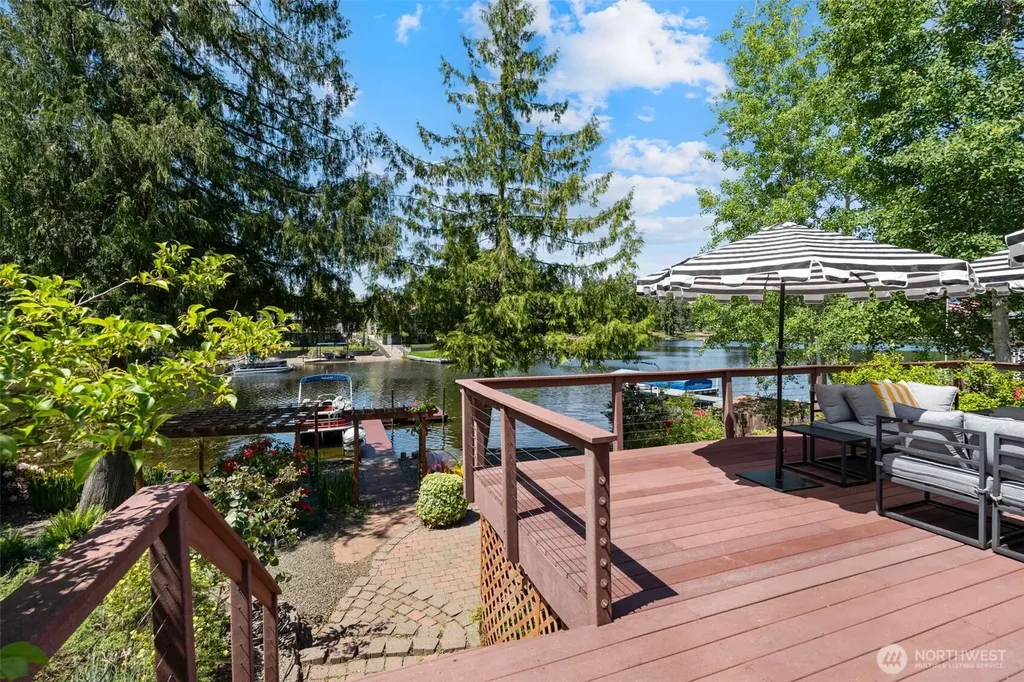 200 N Cove Road Shelton WA 98584