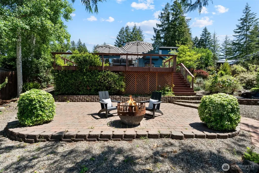 200 N Cove Road Shelton WA 98584