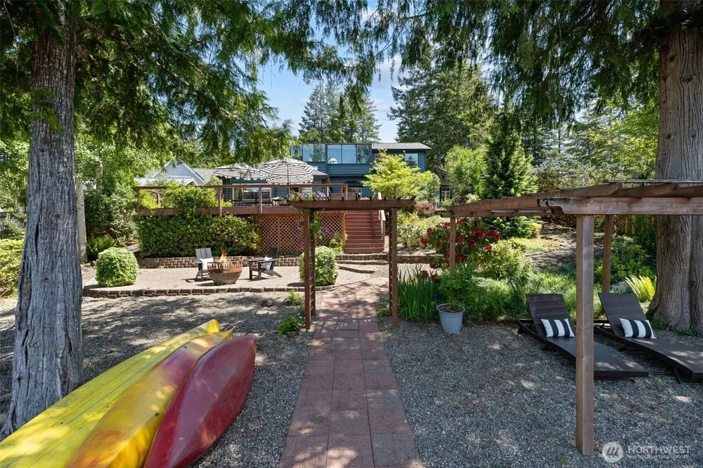 200 N Cove Road Shelton WA 98584