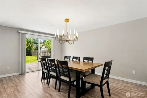 28605 30th Avenue S Federal Way WA 98003