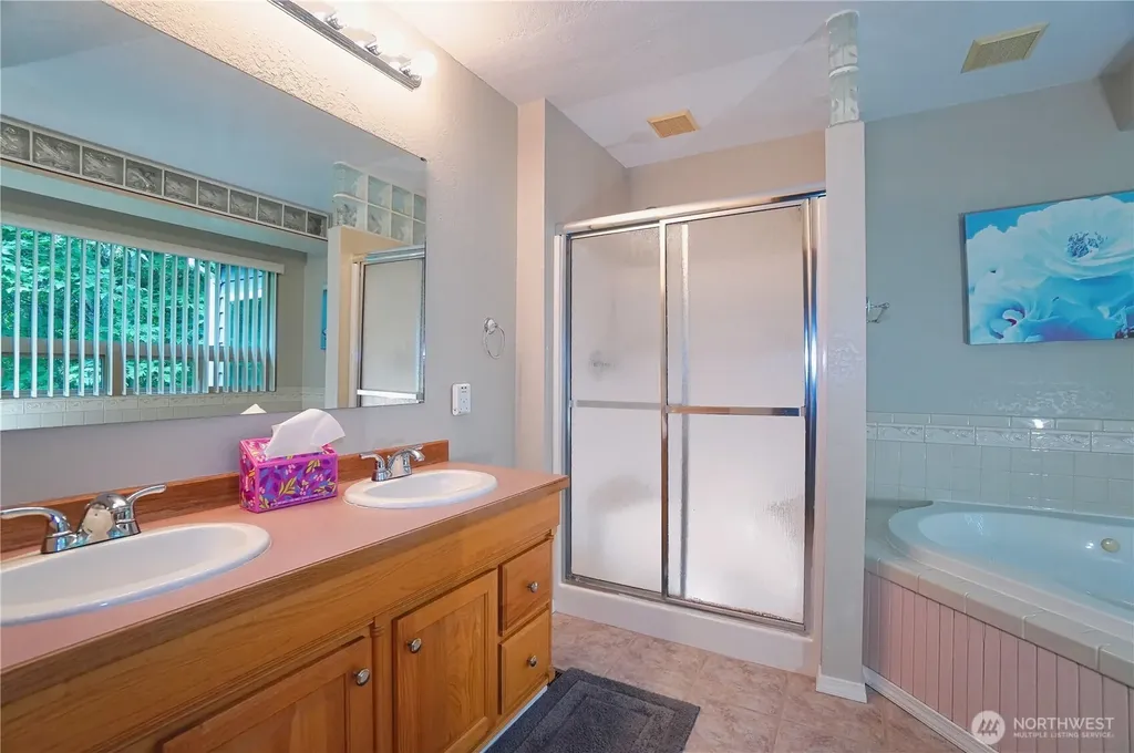 28316 190th Avenue SE Kent WA 98042