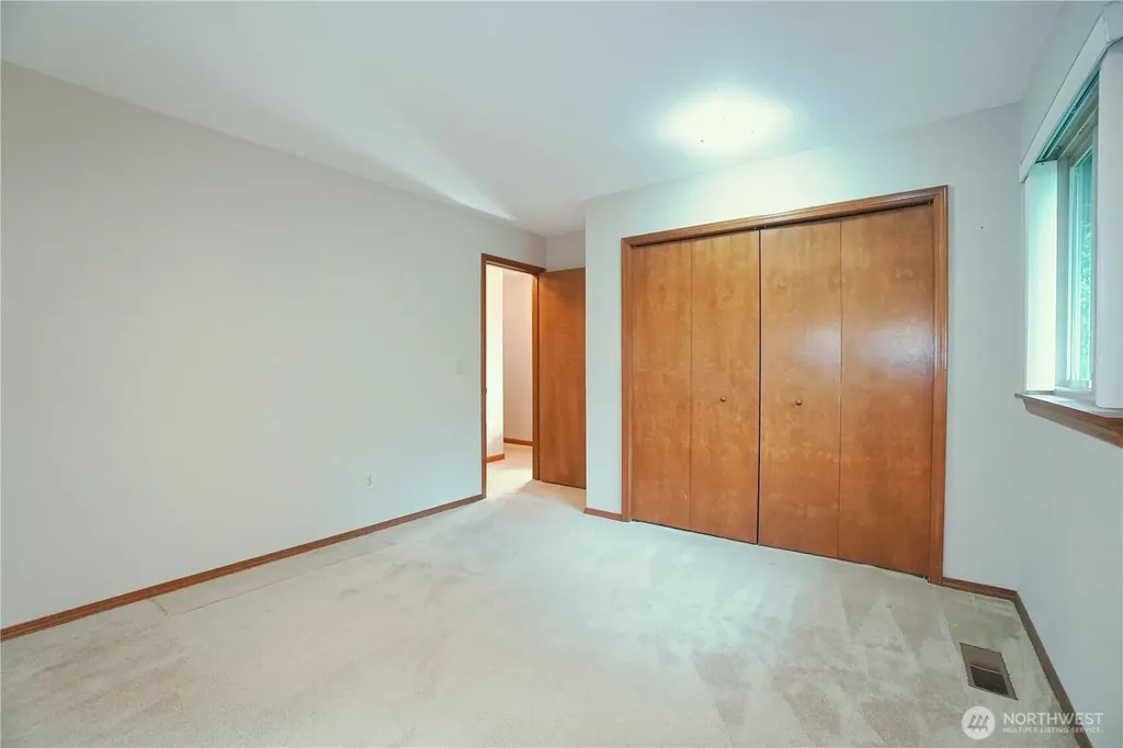 28316 190th Avenue SE Kent WA 98042