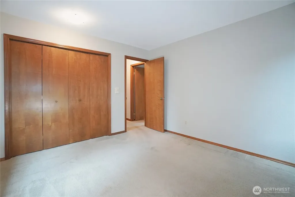 28316 190th Avenue SE Kent WA 98042