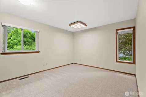 28316 190th Avenue SE Kent WA 98042