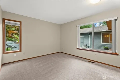 28316 190th Avenue SE Kent WA 98042