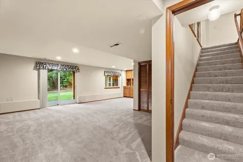 28316 190th Avenue SE Kent WA 98042