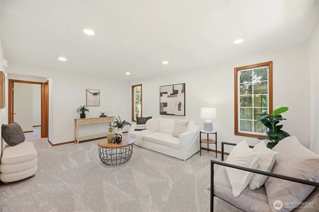 15104 46th Place W Lynnwood WA 98087