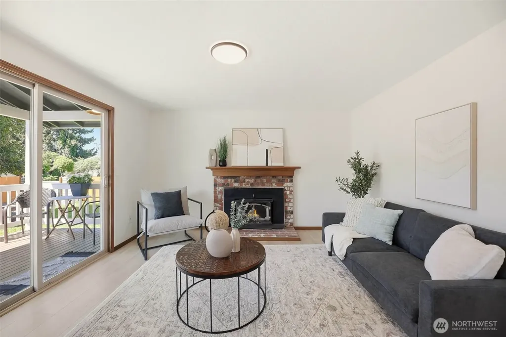 15104 46th Place W Lynnwood WA 98087