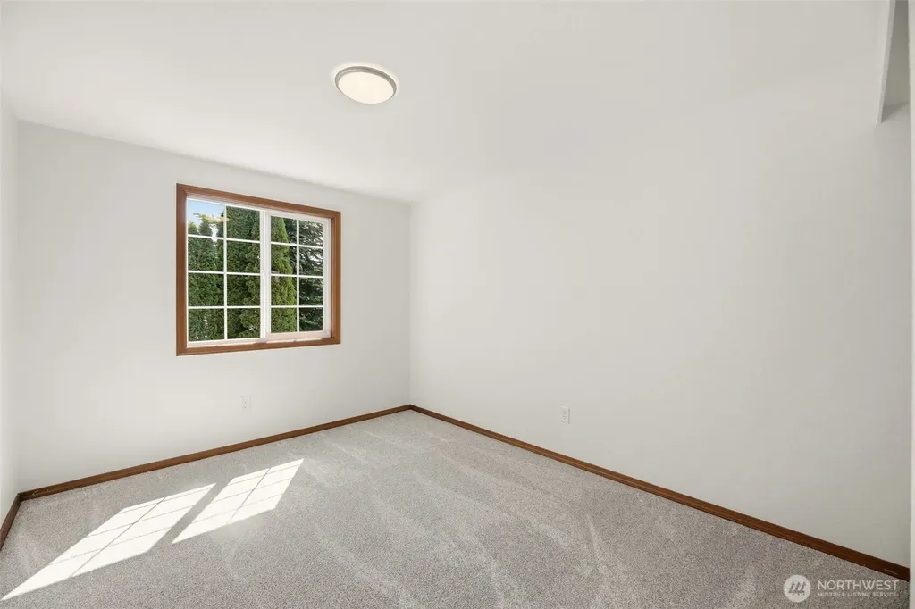15104 46th Place W Lynnwood WA 98087