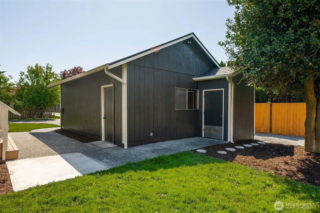 15104 46th Place W Lynnwood WA 98087