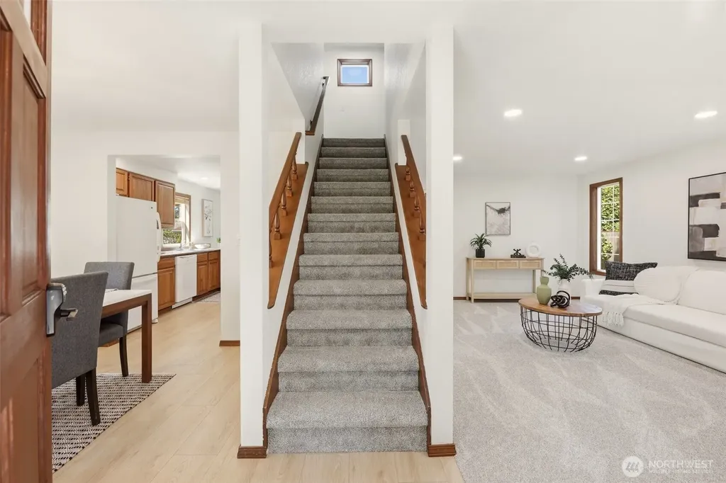 15104 46th Place W Lynnwood WA 98087