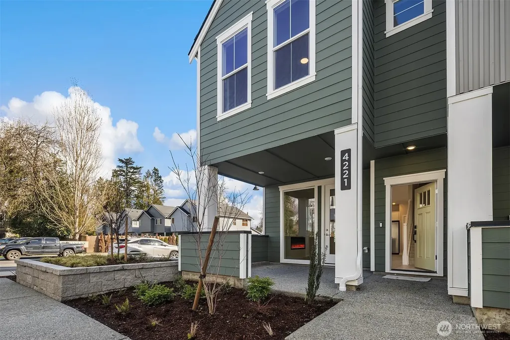 31808 Myrtle #34 Street Carnation WA 98014