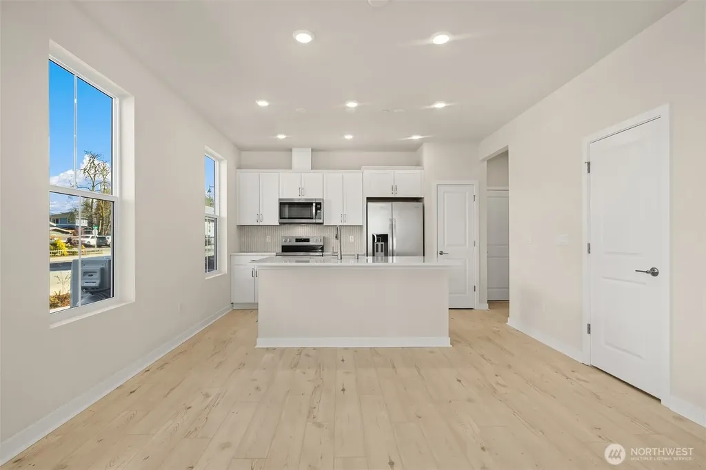 31808 Myrtle #34 Street Carnation WA 98014