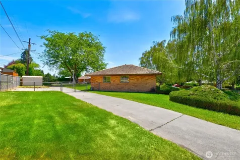 4809 Douglas Drive Yakima WA 98902